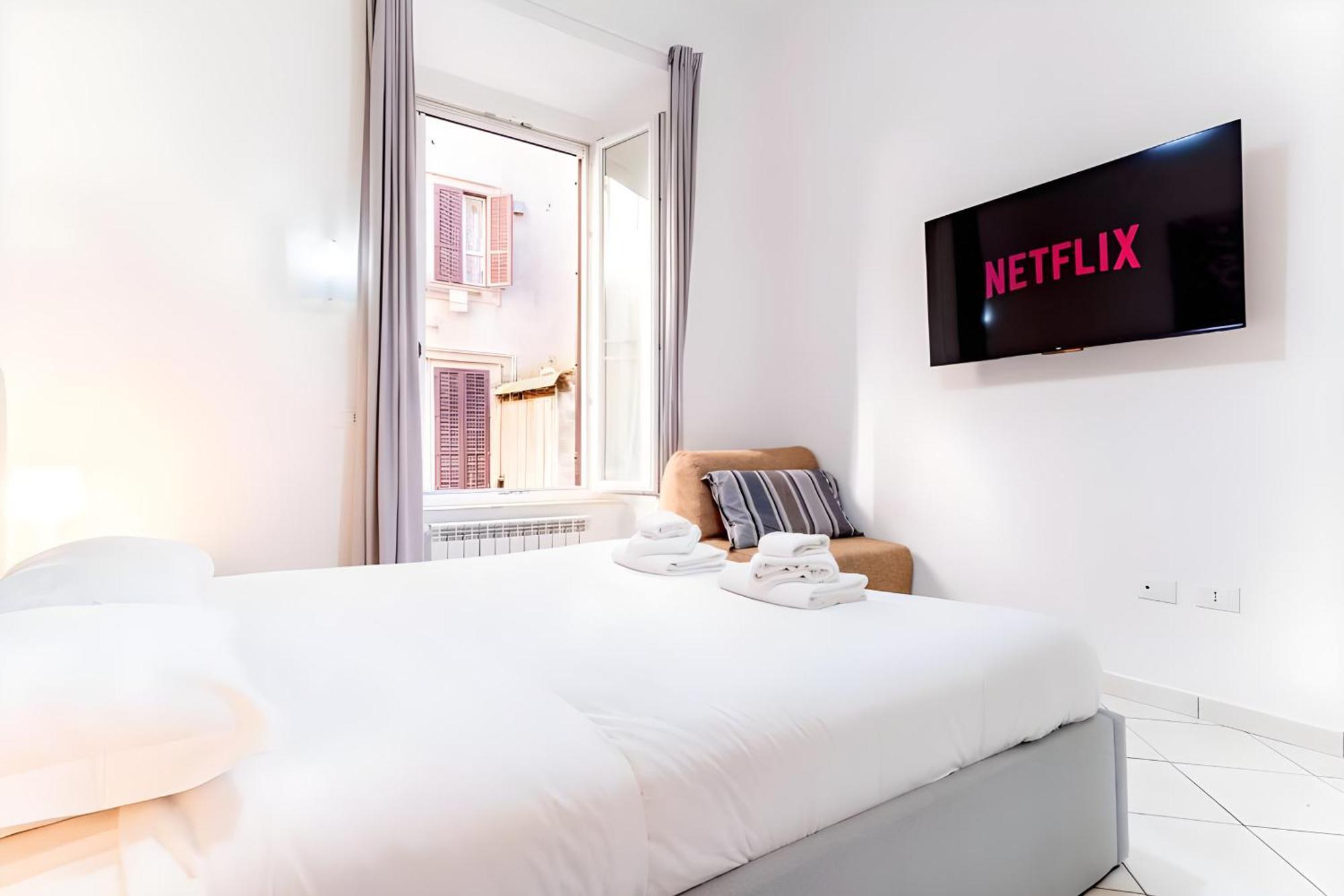 Elegantis Giolitti Suite Apartment With Private Balcony — Foto 2